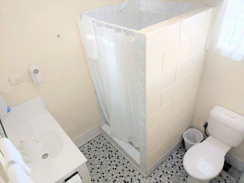 Sail Inn - Yeppoon - Port Augusta Accommodation 5