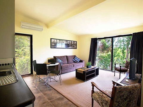 Shingles Riverside Cottages - The - Port Augusta Accommodation 1