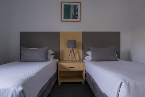 Corrigans Cove Resort, Batemans Bay - Port Augusta Accommodation 0