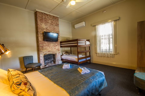 Pretoria Hotel Mannum - Port Augusta Accommodation 2