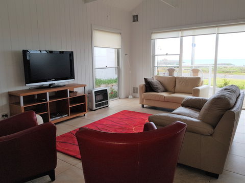 The Boat House B - Port Augusta Accommodation 2