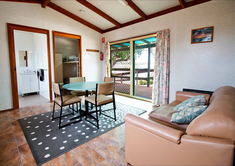 Coodlie Park Farm Retreat - Port Augusta Accommodation 2