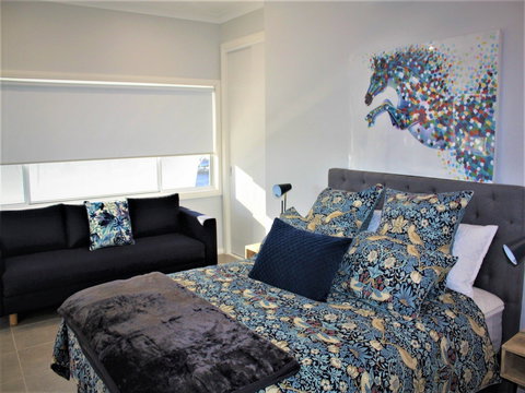 Coolah Shorts - Self Contained Apartments - Port Augusta Accommodation 0