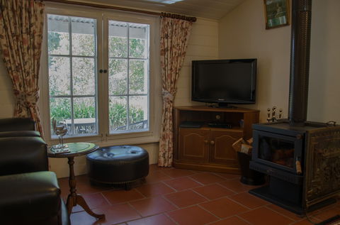 Ford Cottage Bed & Breakfast - Port Augusta Accommodation 2
