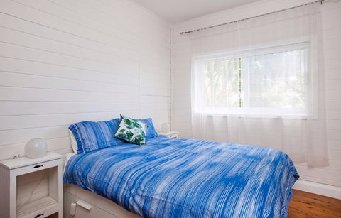 The Blue House At Wombarra Beach - Port Augusta Accommodation 2