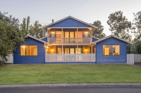 Ultramarine - Port Augusta Accommodation 0