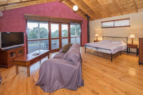 Ultramarine - Port Augusta Accommodation 2