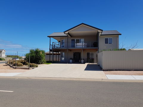 Agape Holiday Home - Port Augusta Accommodation 0