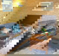 Beachcomber Apartments