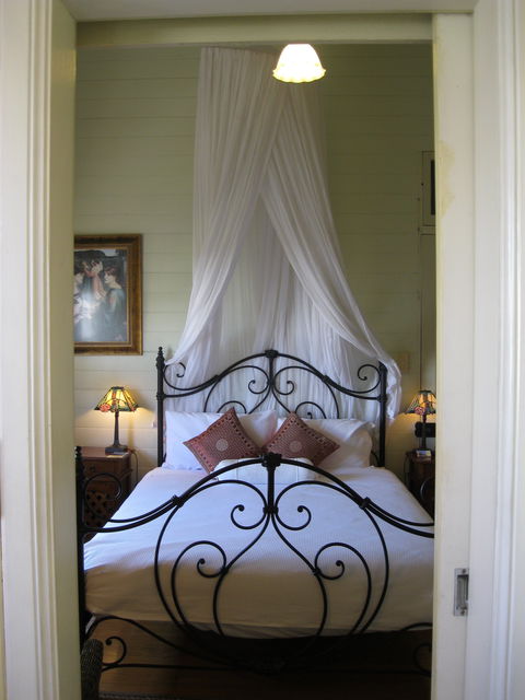Classique Bed And Breakfast - Port Augusta Accommodation 1