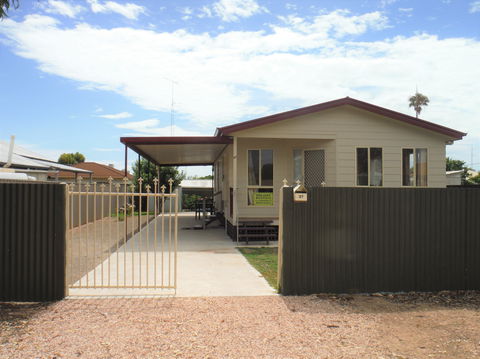 East End Tranquility - Port Augusta Accommodation 0