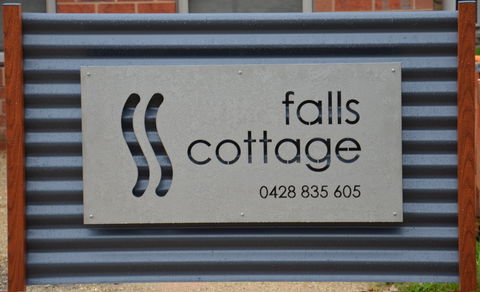 Falls Cottage Whitfield - Port Augusta Accommodation 0