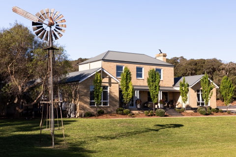 Fingal House - Port Augusta Accommodation 0