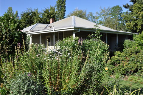 Honeysuckle Cottage - Port Augusta Accommodation 0