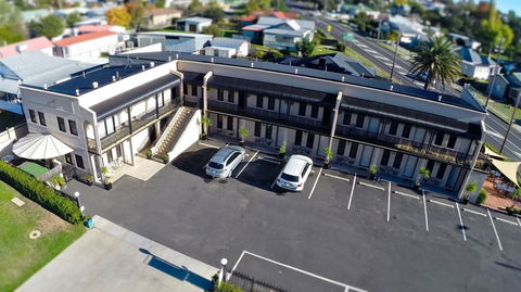 Inverell Terrace Motor Lodge - Port Augusta Accommodation 0