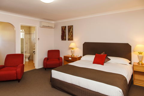McNevins Maryborough Motel - Port Augusta Accommodation 2