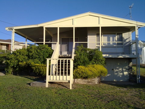 Meredith Place - Port Augusta Accommodation 0