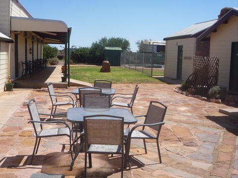 Nuttbush Retreat - Port Augusta Accommodation 1