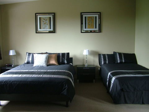 Sacred Mountain Retreat - Port Augusta Accommodation 0