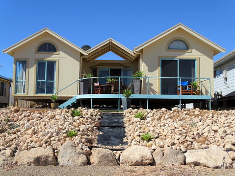 Telly's At Palm Cove - Port Augusta Accommodation 0