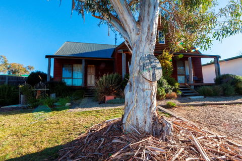 Aarlaur 1 - Port Augusta Accommodation 0