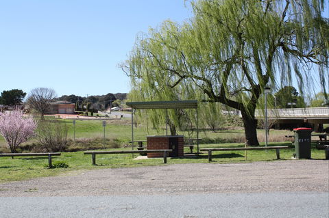 Barbour Park Rest Area - Port Augusta Accommodation 2