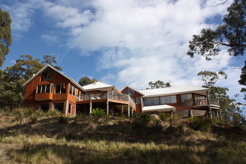 Bed In The Treetops - Port Augusta Accommodation 0