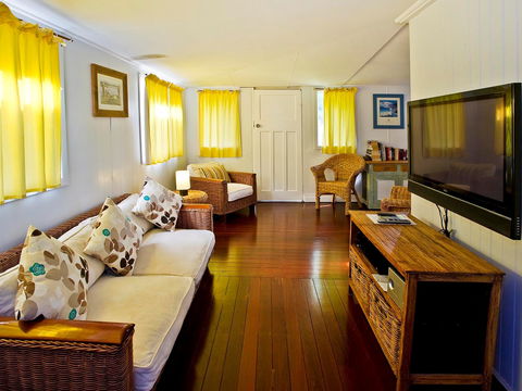 Blue River Shack - Port Augusta Accommodation 0