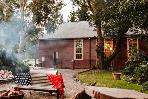 Coolangatta School House - Port Augusta Accommodation 0