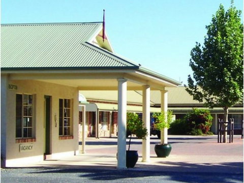 Country Gardens Motor Inn - Port Augusta Accommodation 0