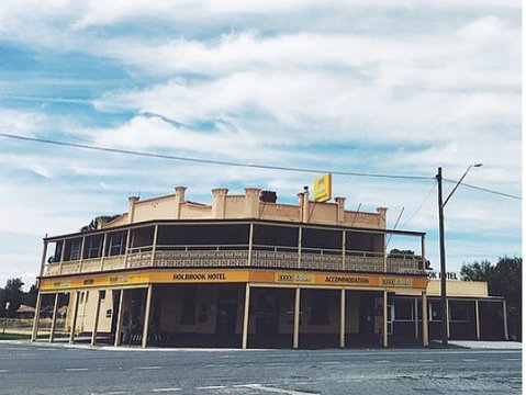 Holbrook Hotel - Port Augusta Accommodation 0