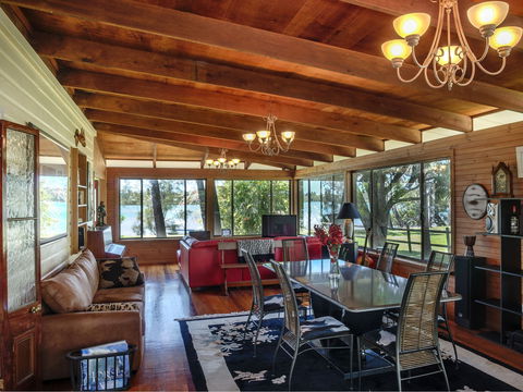 Riverside Holiday Retreat Yamba - Port Augusta Accommodation 2