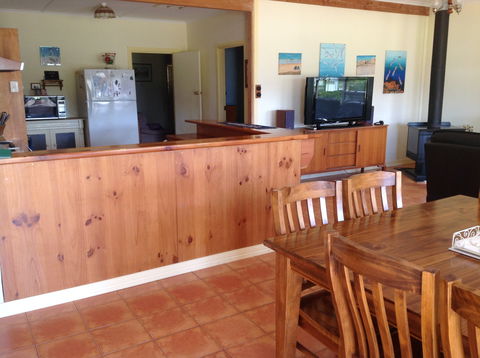 The Palms - House Only - Port Augusta Accommodation 2