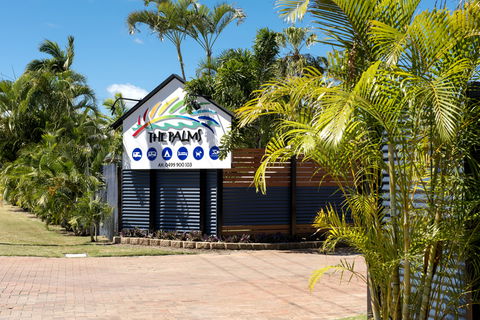 The Palms Hervey Bay - Port Augusta Accommodation 11
