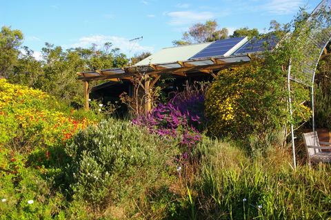 Back Forest Retreat - Port Augusta Accommodation 2