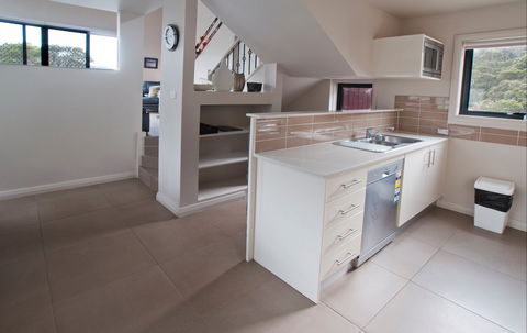 Blues Air 4 - Port Augusta Accommodation 2
