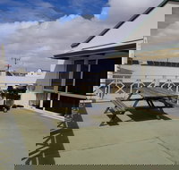 Blue Manna Waters - Apartment B