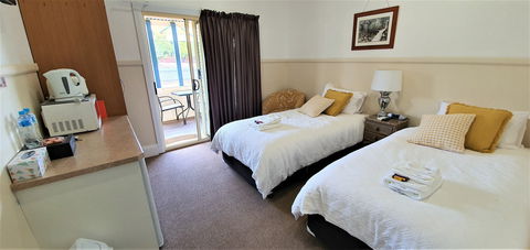Coppers Hill Boutique Accommodation - Port Augusta Accommodation 2