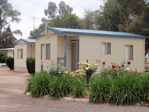 Cowra Holiday Park - Port Augusta Accommodation 0