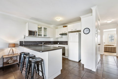 Dockside Holiday Apartments - Port Augusta Accommodation 2