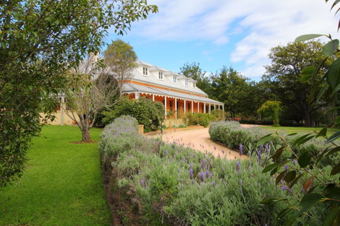Fitzroy Inn Historic Retreat - Mittagong - Port Augusta Accommodation 0