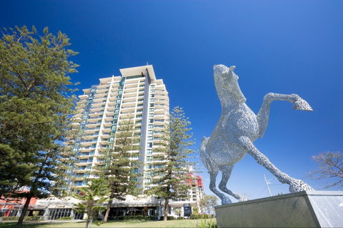 Mantra Broadbeach On The Park - Port Augusta Accommodation 0