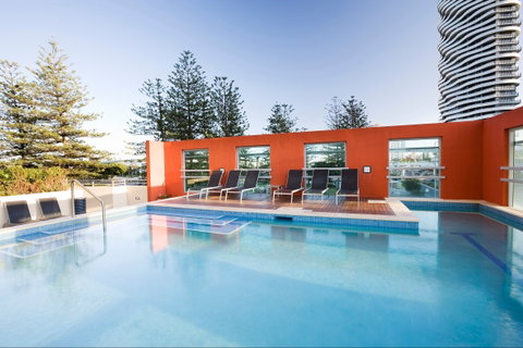 Mantra Broadbeach On The Park - Port Augusta Accommodation 1