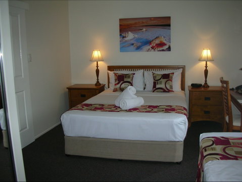 Palm View Holiday Apartments - Port Augusta Accommodation 1