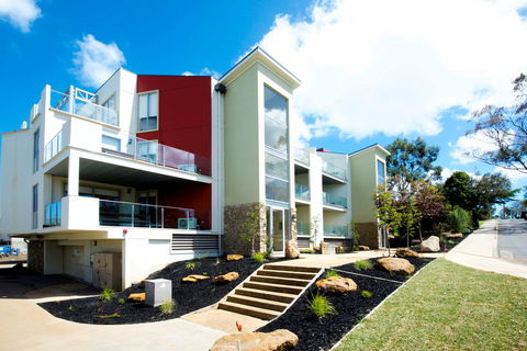 Phillip Island Towers - Port Augusta Accommodation 1