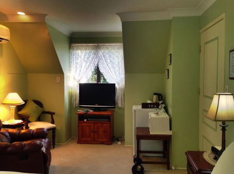 Curtis Falls Mountain Retreat - Port Augusta Accommodation 5
