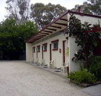 Auto Lodge Motor Inn