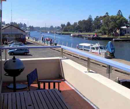 Dockside Waterfront Indulgence - Port Augusta Accommodation 2