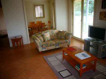 Dockside Waterfront Indulgence - Port Augusta Accommodation 4