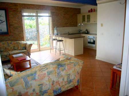 Dockside Waterfront Indulgence - Port Augusta Accommodation 5